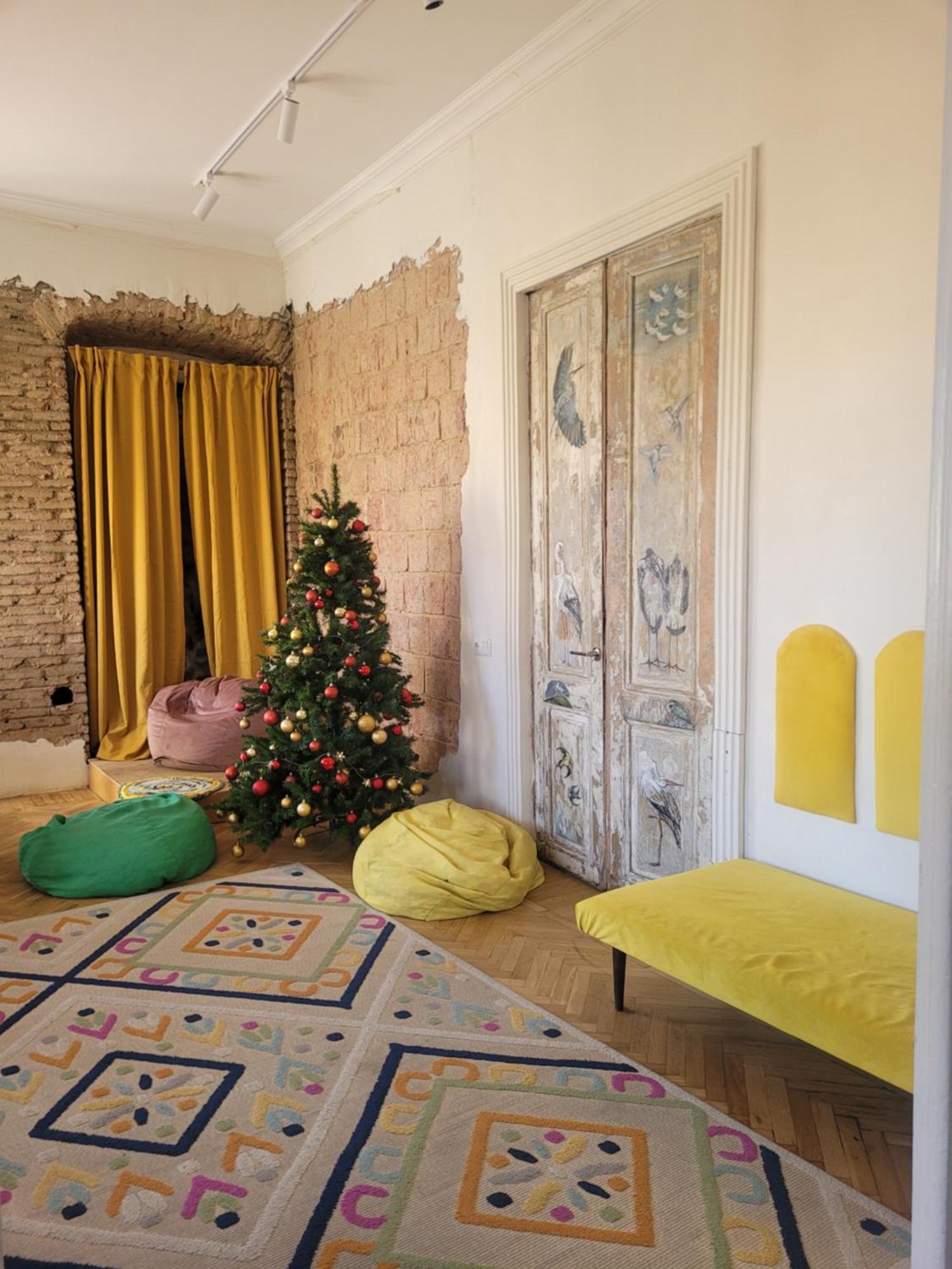 Friends Hostel Тбилиси Экстерьер фото