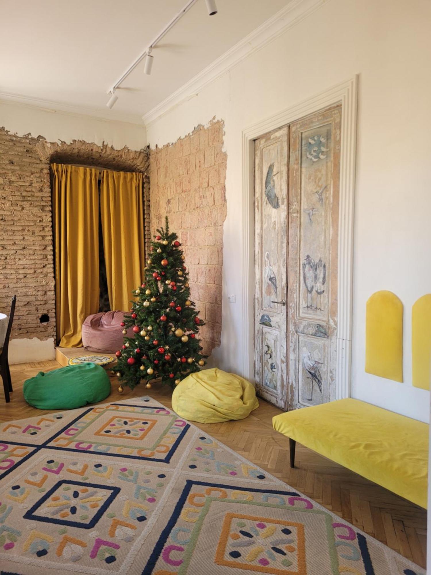 Friends Hostel Тбилиси Экстерьер фото